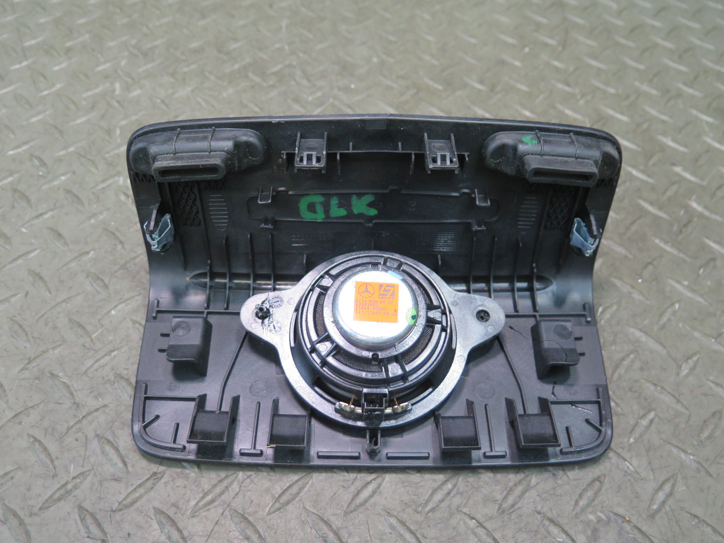 2012-2020 Mercedes R172 SLK SLC Rear Shelf Audio Speaker Logic 7 W/ Cover Trim