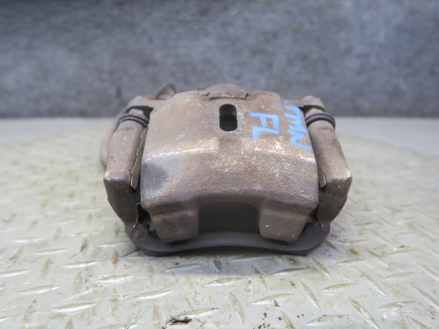 00-05 Toyota MR2 Spyder ZZW30L Set of 2 Front Left & Right Brake Caliper OEM