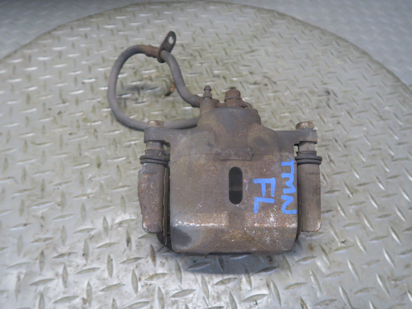 00-05 Toyota MR2 Spyder ZZW30L Set of 2 Front Left & Right Brake Caliper OEM