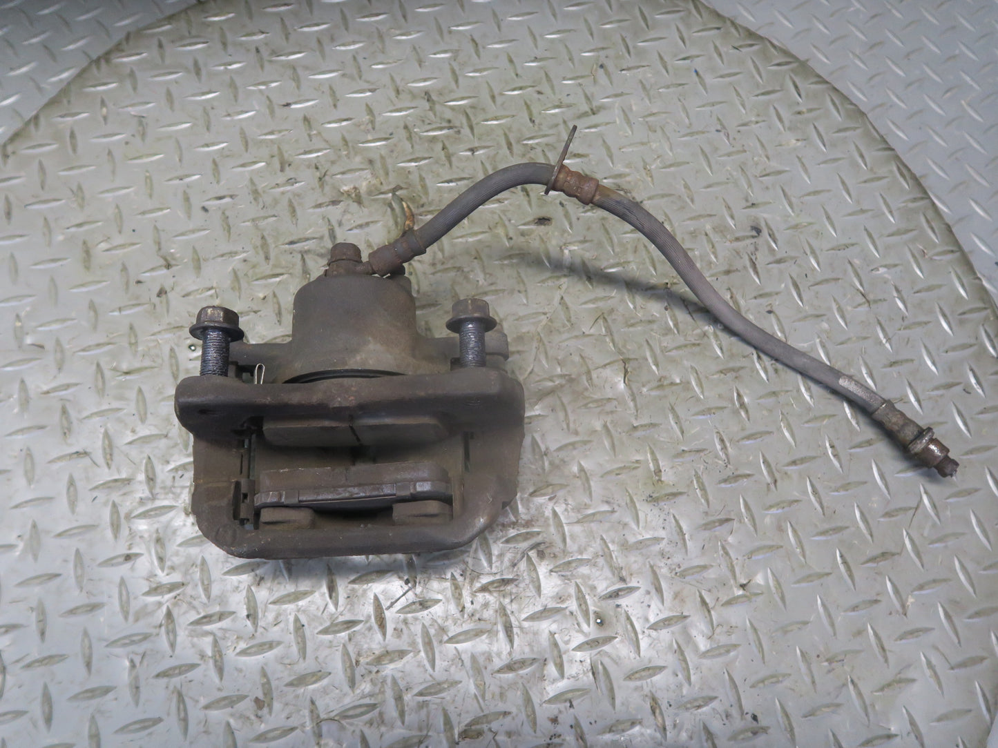 00-05 Toyota MR2 Spyder ZZW30L Set of 2 Front Left & Right Brake Caliper OEM