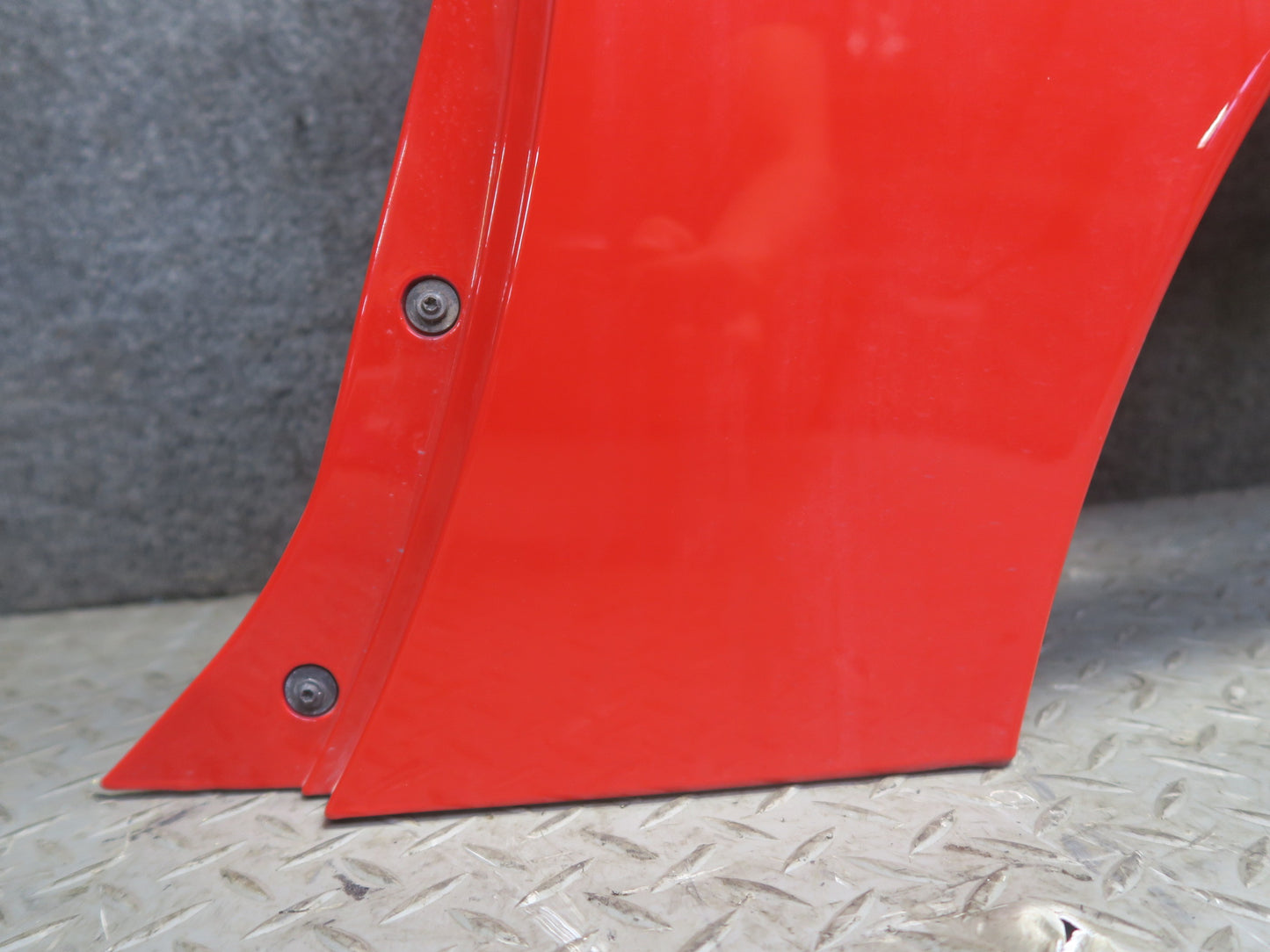 98-04 Chevrolet Corvette C5 Convert Rear Left Quarter Shell Panel Cover Defected