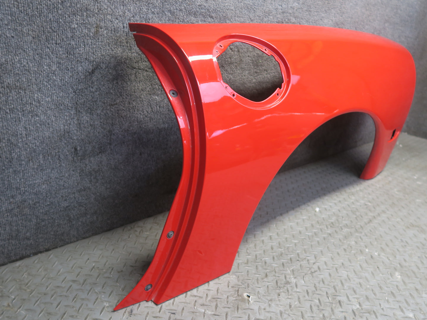 98-04 Chevrolet Corvette C5 Convert Rear Left Quarter Shell Panel Cover Defected