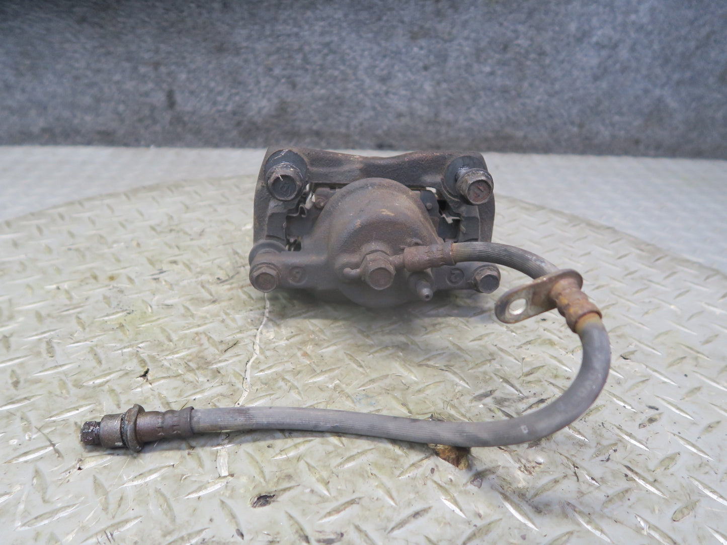 00-05 Toyota MR2 Spyder ZZW30L Set of 2 Front Left & Right Brake Caliper OEM