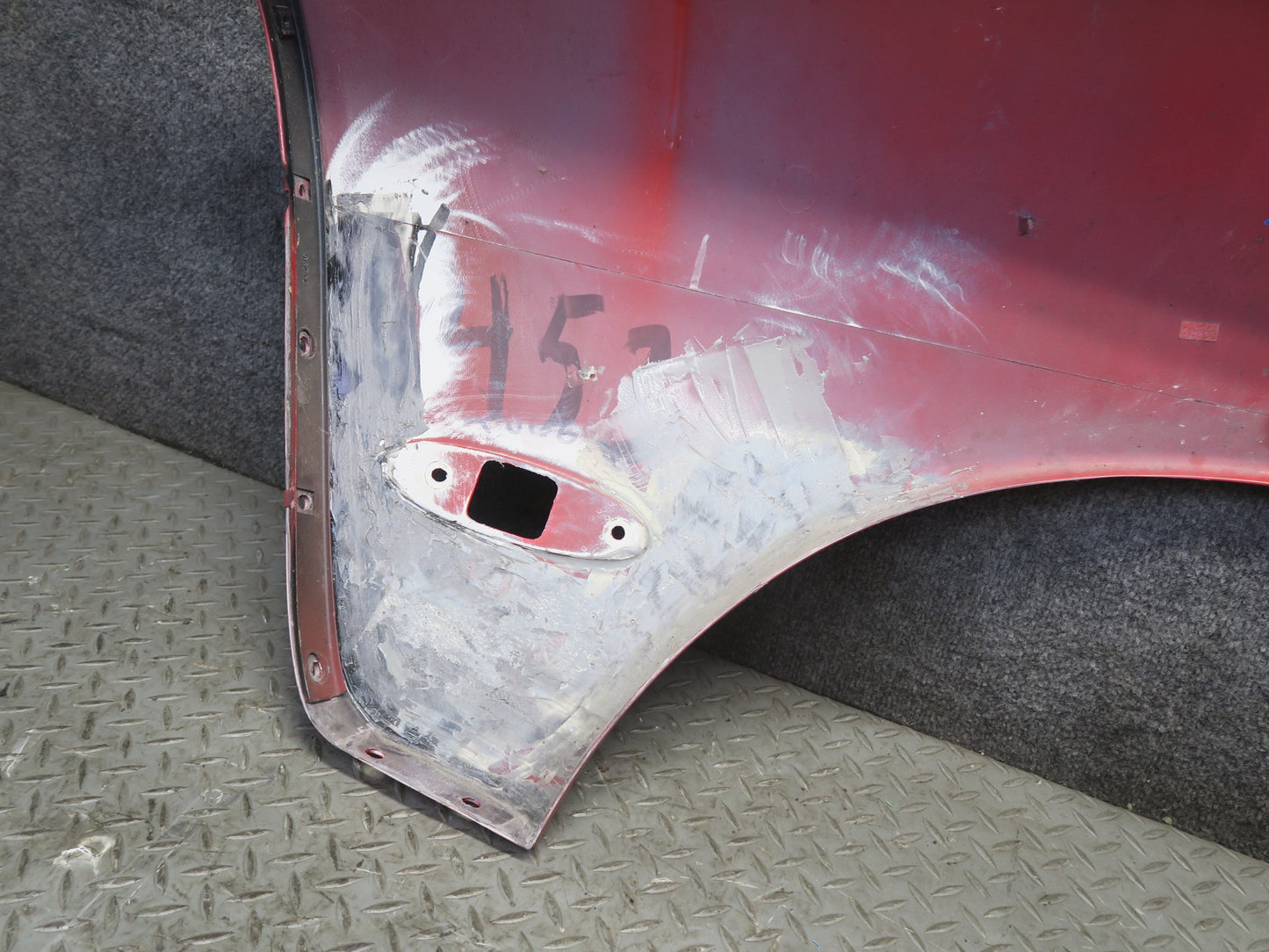 98-04 Chevrolet Corvette C5 Convert Rear Left Quarter Shell Panel Cover Defected