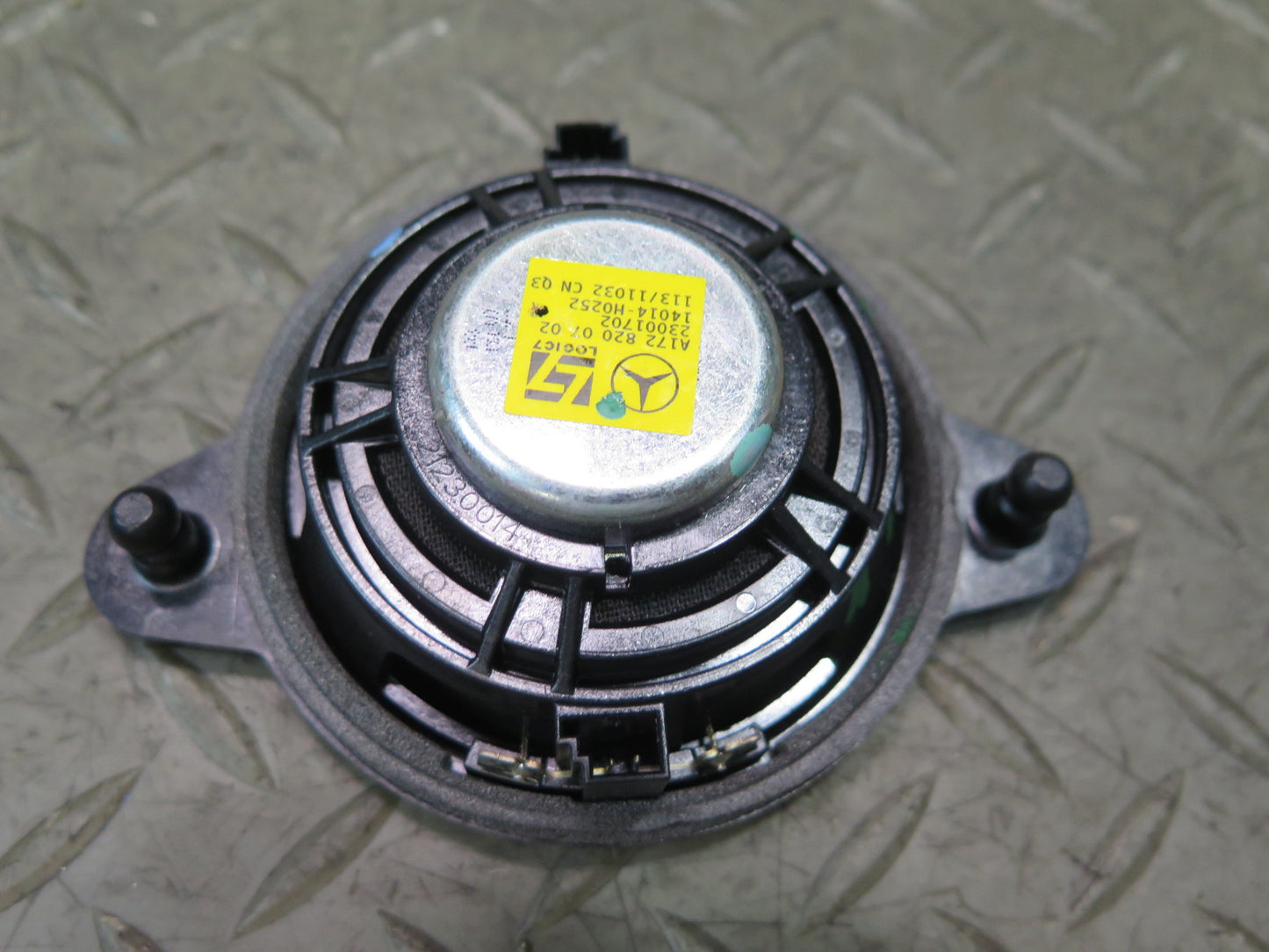 2012-2020 Mercedes R172 SLK SLC Front Dash Board Audio Speaker Logic 7
