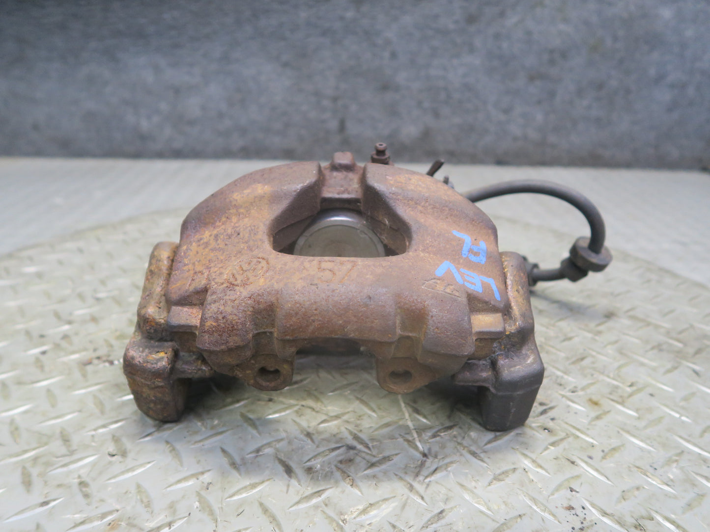 99-00 VW Eurovan T4 FWD 2.8L Set of 2 Front Left & Right Brake Caliper 91K OEM