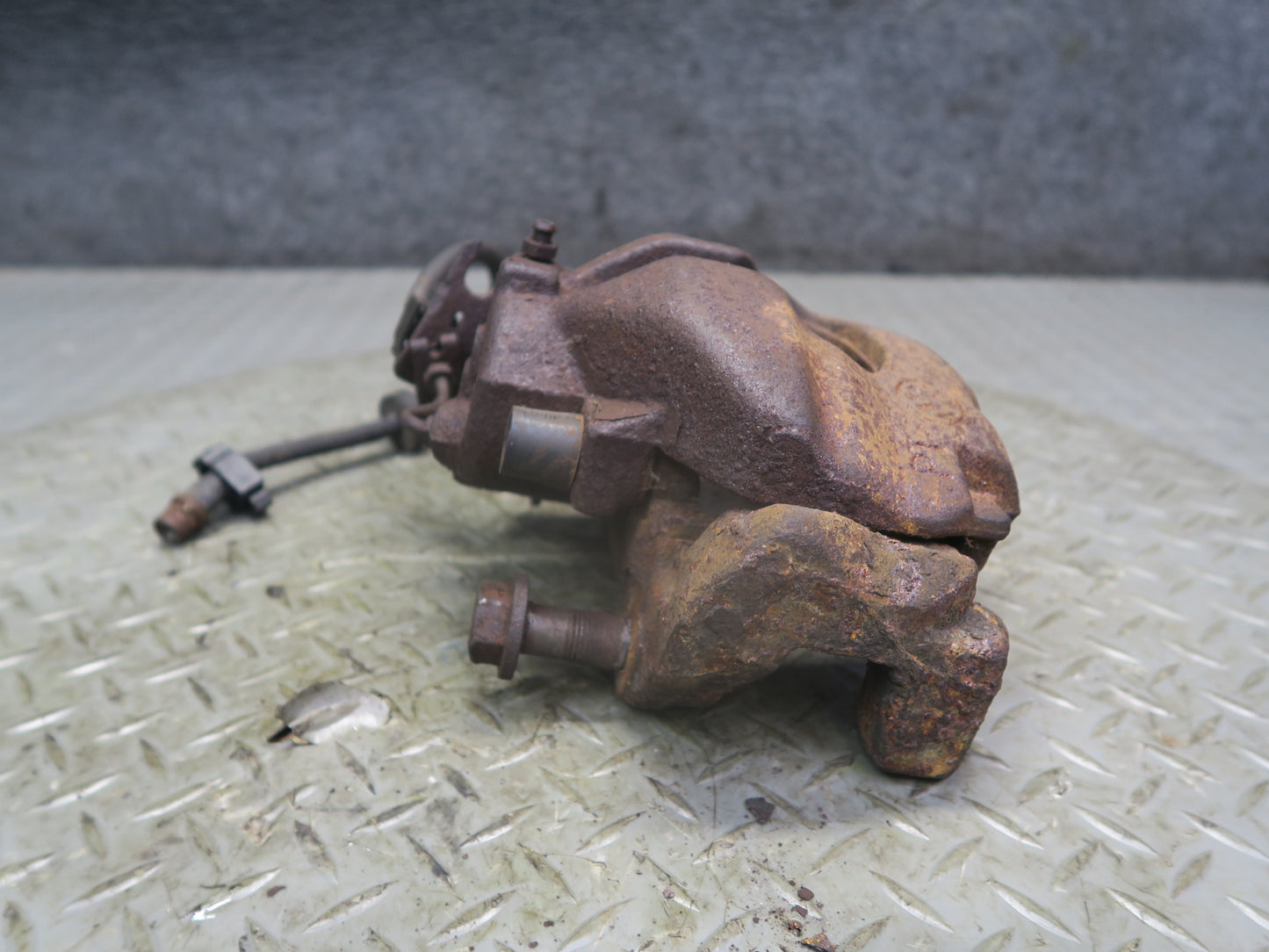 99-00 VW Eurovan T4 FWD 2.8L Set of 2 Front Left & Right Brake Caliper 91K OEM