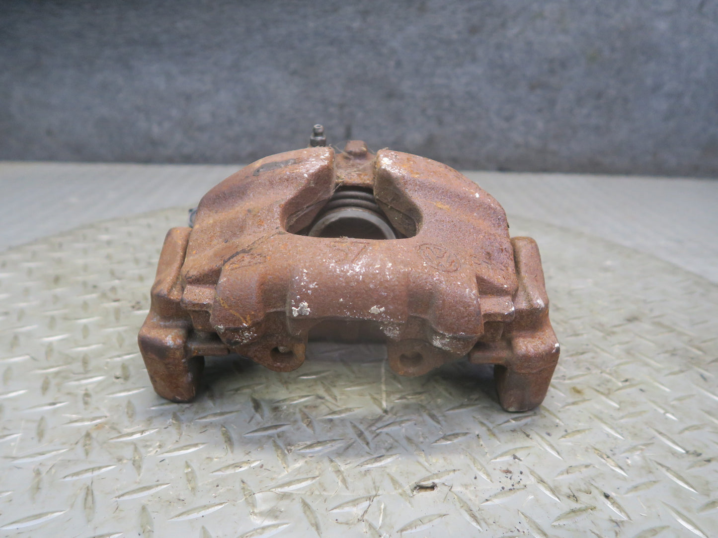 99-00 VW Eurovan T4 FWD 2.8L Set of 2 Front Left & Right Brake Caliper 91K OEM