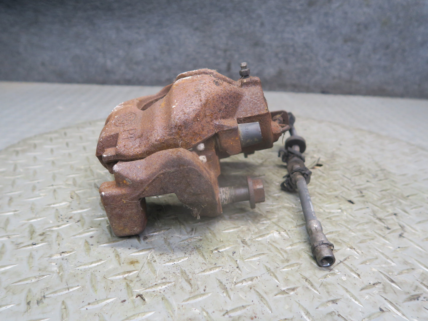 99-00 VW Eurovan T4 FWD 2.8L Set of 2 Front Left & Right Brake Caliper 91K OEM