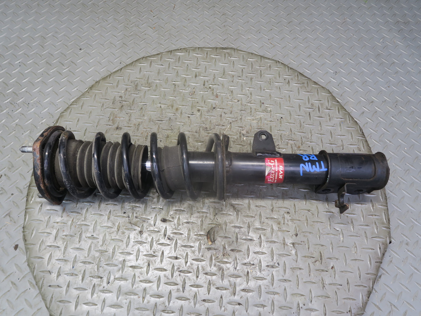 00-02 Toyota MR2 Spyder ZZW30L Set of 2 Rear Strut Shock Absorber KYB Excel-g