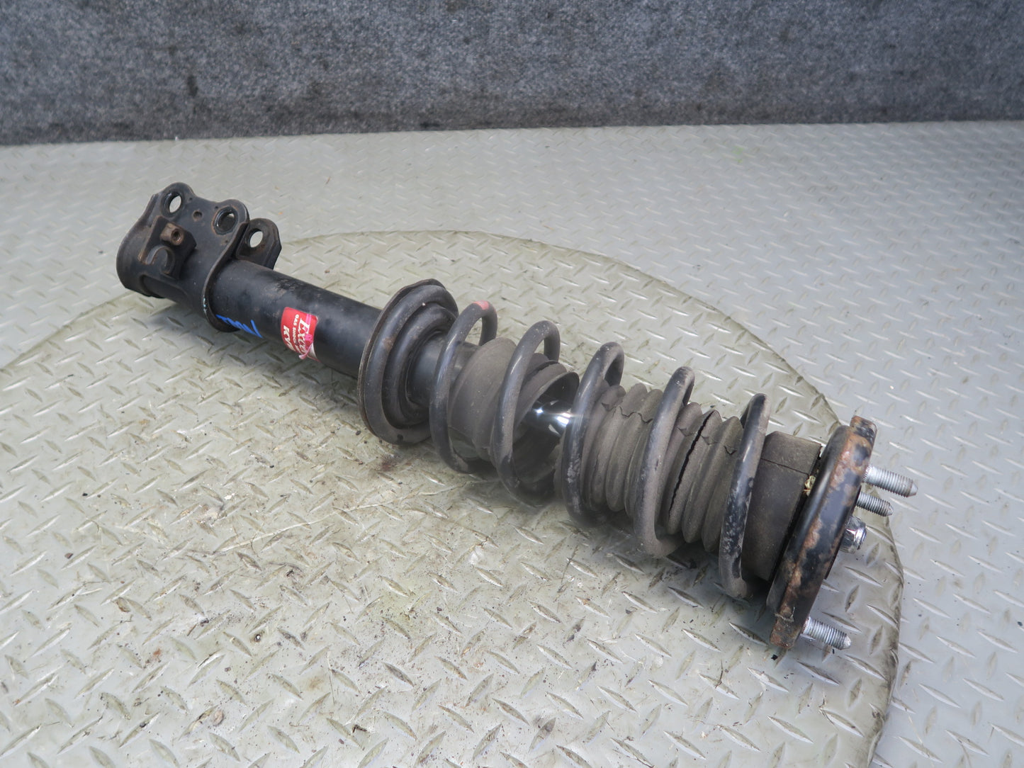00-02 Toyota MR2 Spyder ZZW30L Set of 2 Rear Strut Shock Absorber KYB Excel-g