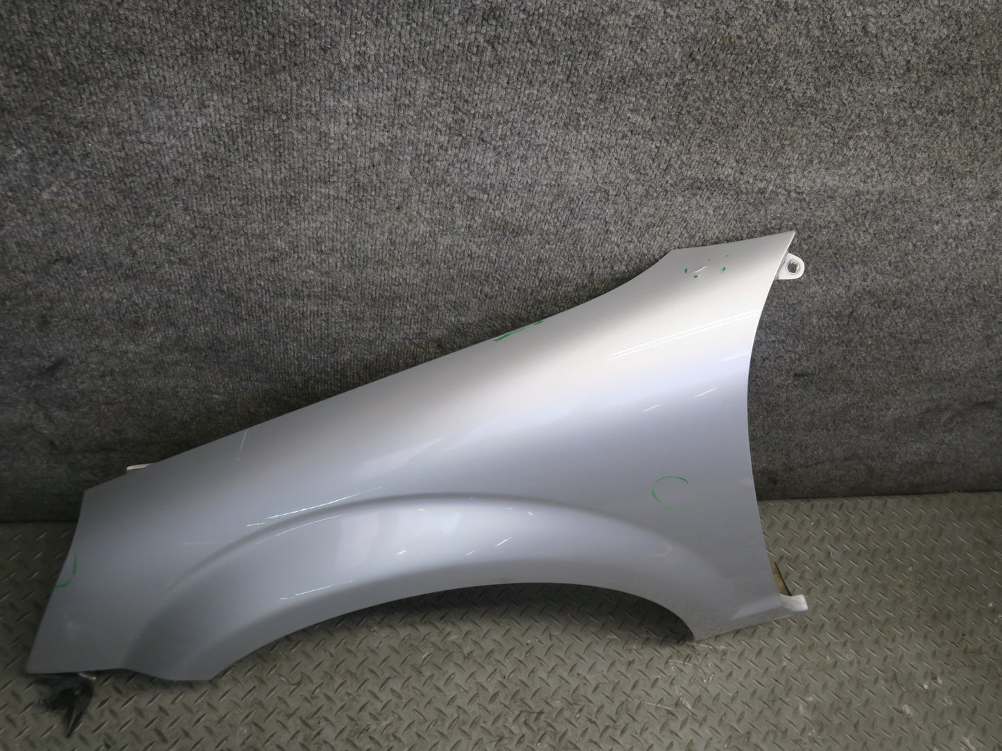 00-05 Toyota MR2 Spyder ZZW30L Front Left Fender Shell Panel Cover Silver OEM