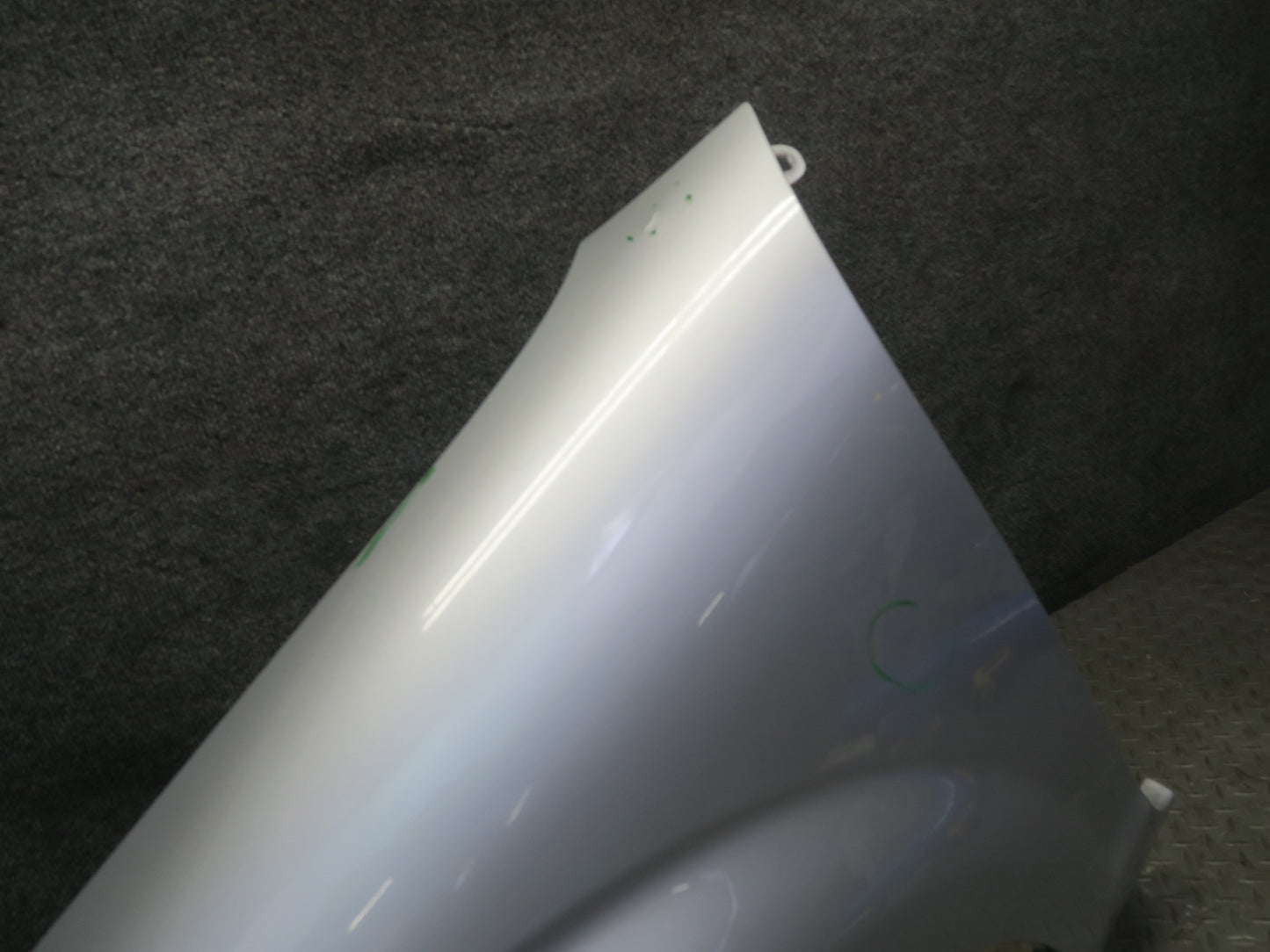 00-05 Toyota MR2 Spyder ZZW30L Front Left Fender Shell Panel Cover Silver OEM