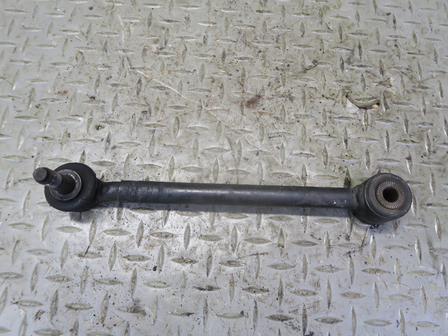 95-97 Toyota Celsior Lexus LS400 Rear Right Upper & Lower Control Arm Set OEM