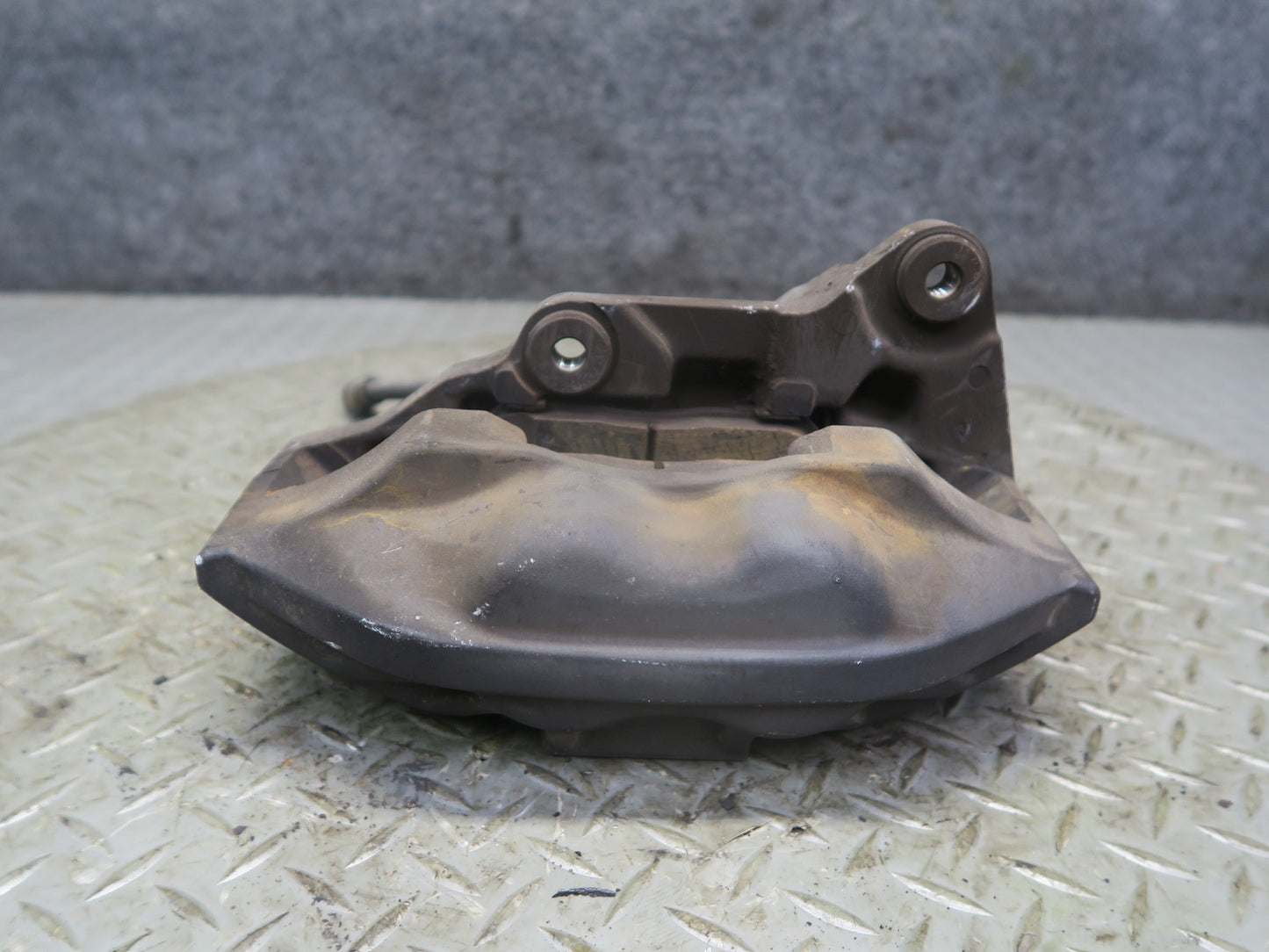 95-00 Toyota Celsior Lexus LS400 Front Left Right Brake Caliper Set Sumitomo OEM
