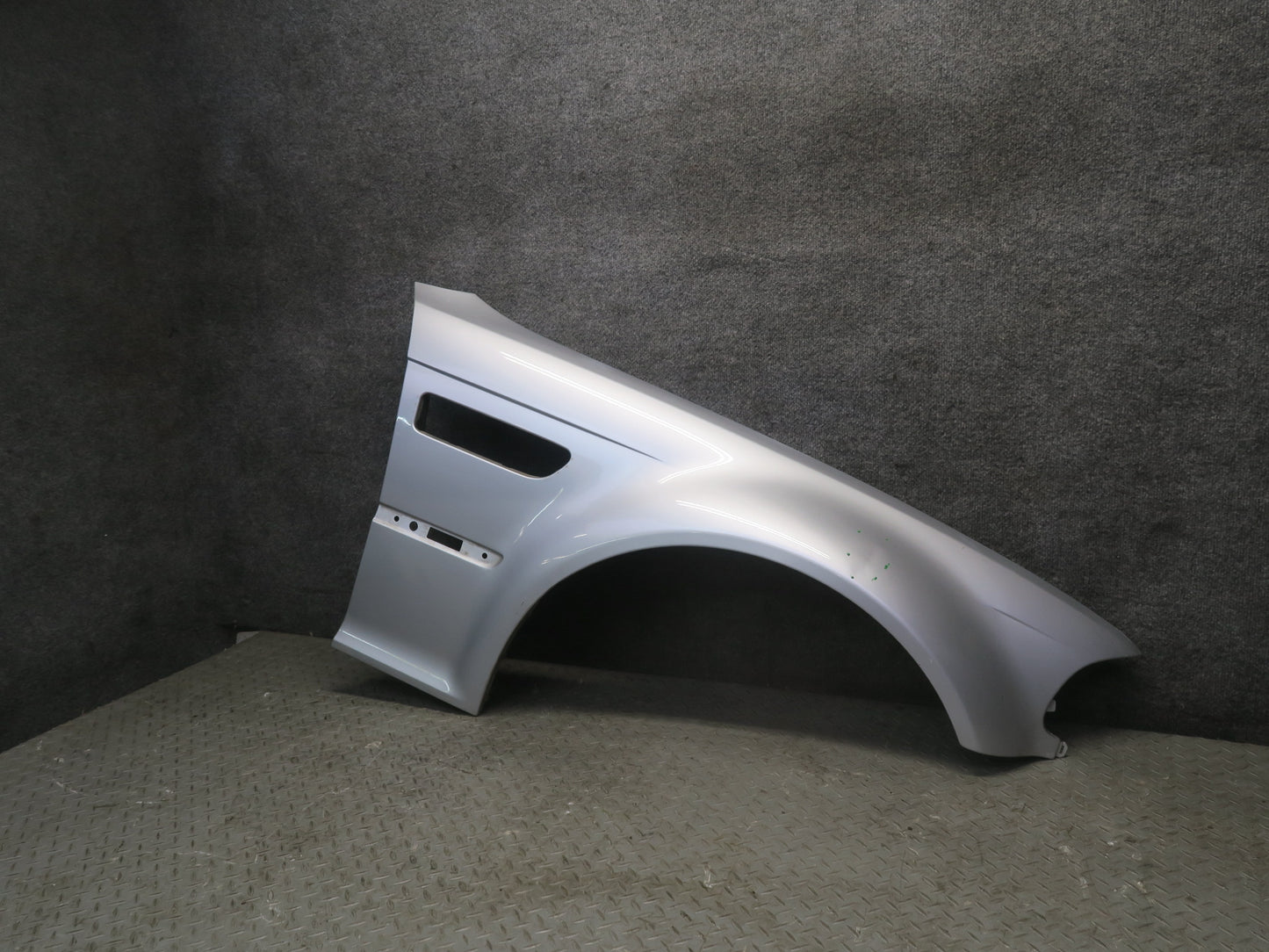 2001-2006 BMW E46 M3 Coupe Convert Front Right Fender Shell Cover Panel Silver
