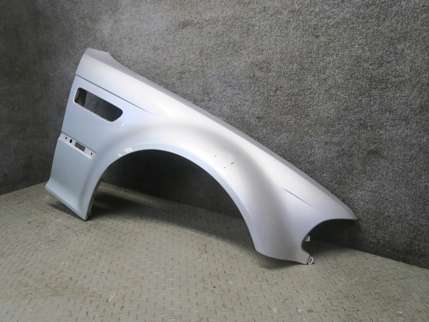 2001-2006 BMW E46 M3 Coupe Convert Front Right Fender Shell Cover Panel Silver