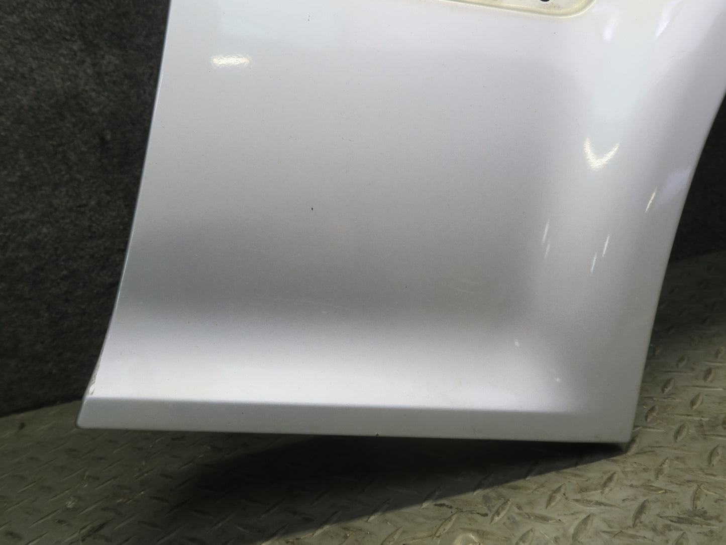 2001-2006 BMW E46 M3 Coupe Convert Front Right Fender Shell Cover Panel Silver