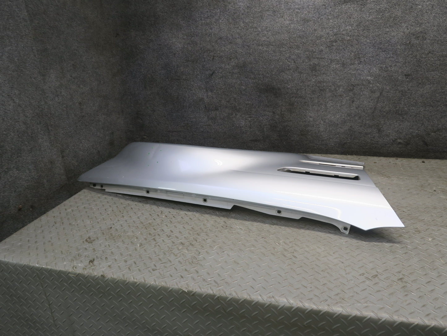2001-2006 BMW E46 M3 Coupe Convert Front Right Fender Shell Cover Panel Silver