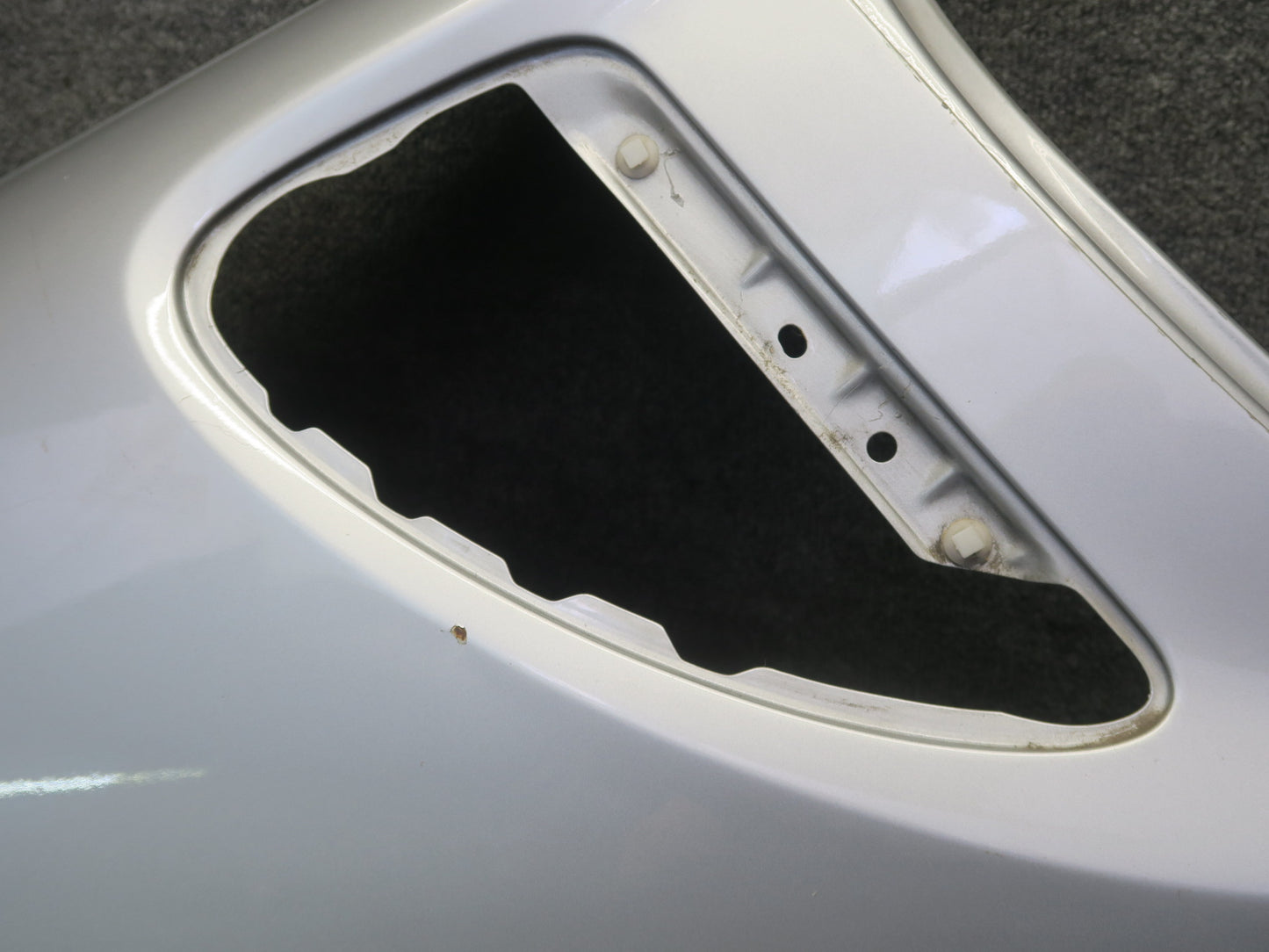 00-05 Toyota MR2 Spyder ZZW30L Rear Right Quarter Shell Cover Panel Silver OEM