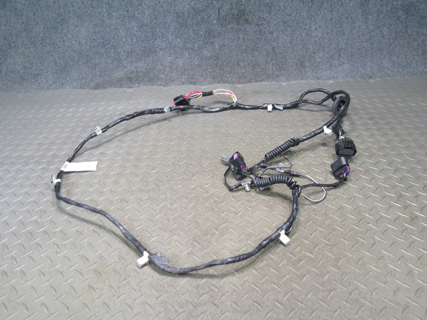 2005-2009 Hummer H2 SUT Rear Trunk MID Gate Decklid Panel Wire Harness