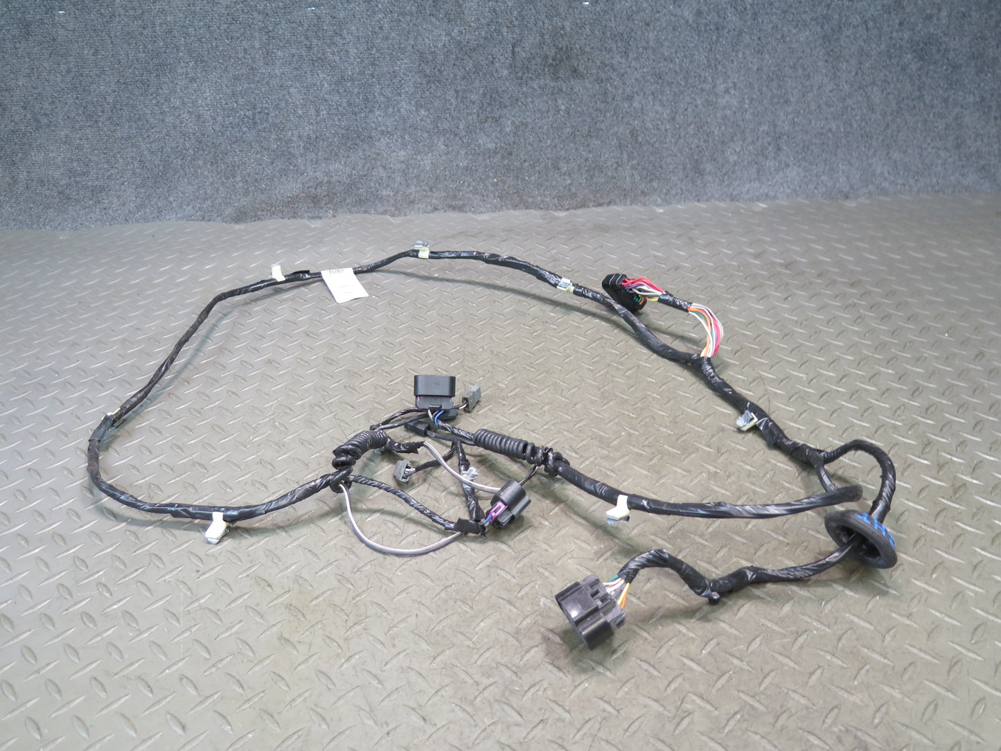 2005-2009 Hummer H2 SUT Rear Trunk MID Gate Decklid Panel Wire Harness