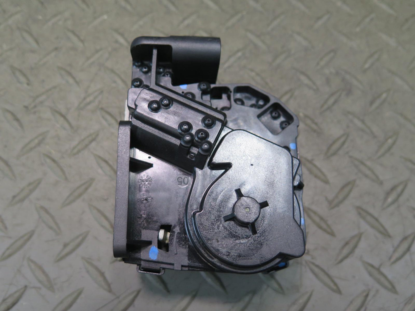 2005-2009 Hummer H2 SUT Rear Right & Left Side Window Lock Actuator Set