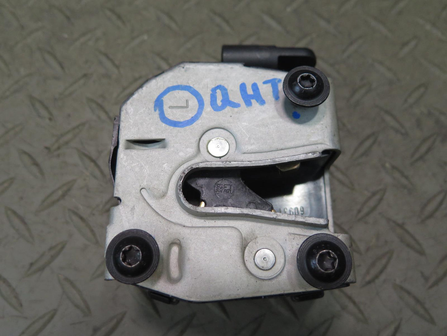 2005-2009 Hummer H2 SUT Rear Right & Left Side Window Lock Actuator Set