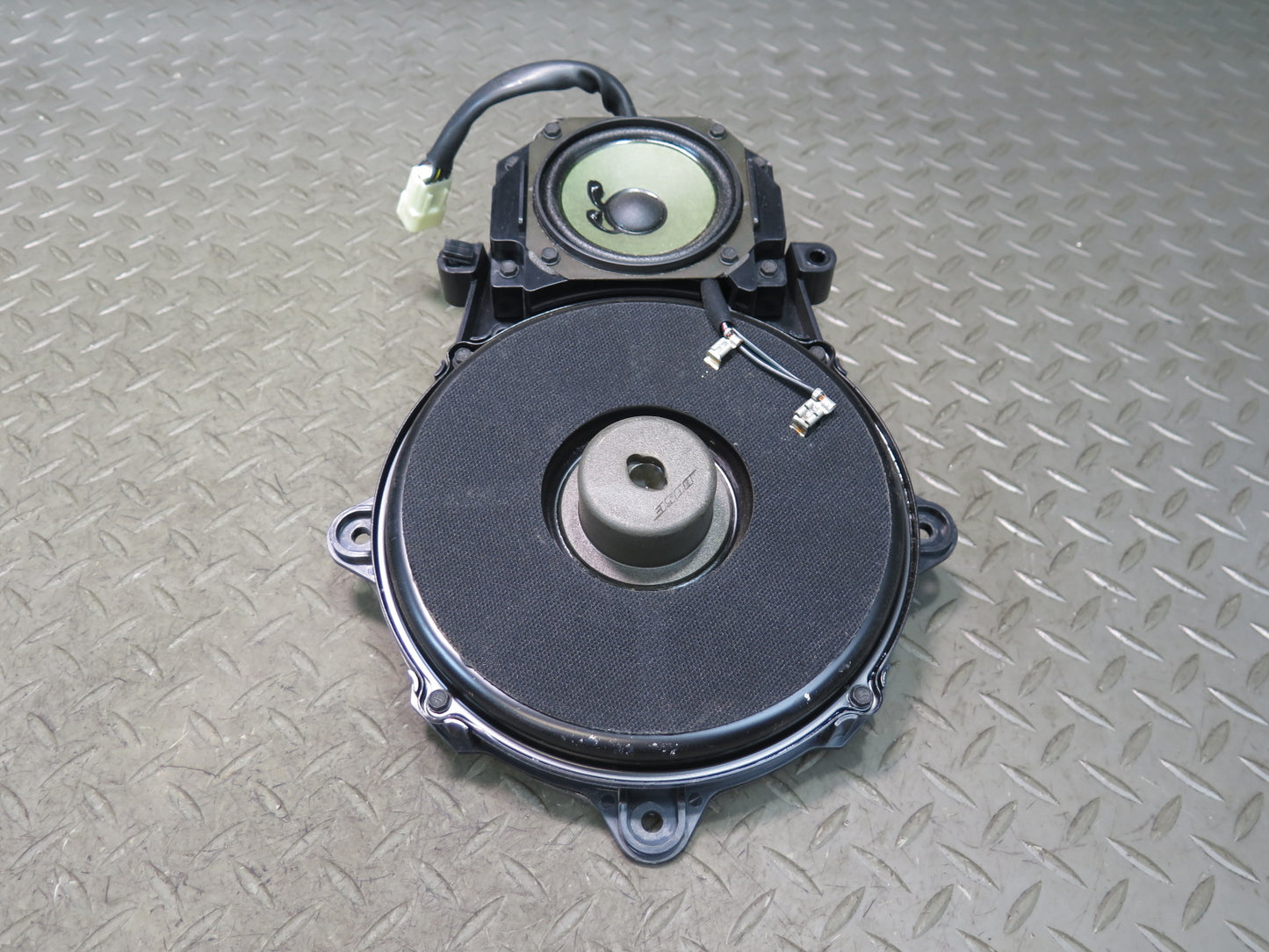 97-04 Chevrolet Corvette C5 Convertible Set of 2 Door Bose Speaker 10278959 OEM