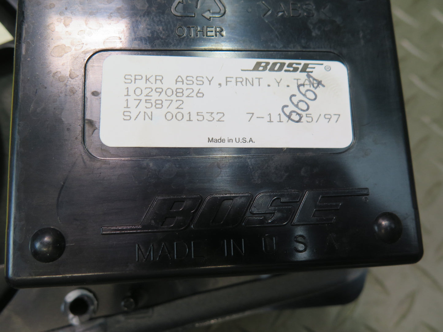 97-04 Chevrolet Corvette C5 Convertible Set of 2 Door Bose Speaker 10278959 OEM