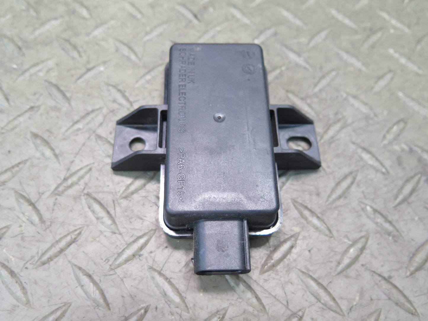 2012-2020 Mercedes R172 SLK SLC TPMS Tire Pressure Monitoring Sensor Module