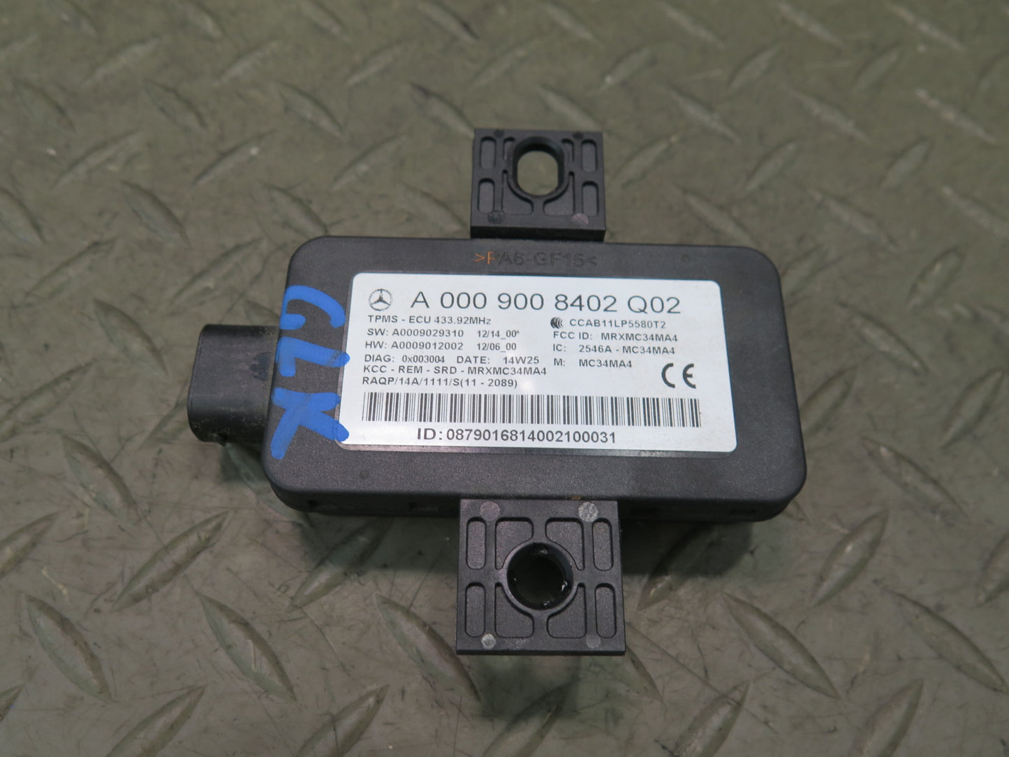 2012-2020 Mercedes R172 SLK SLC TPMS Tire Pressure Monitoring Sensor Module