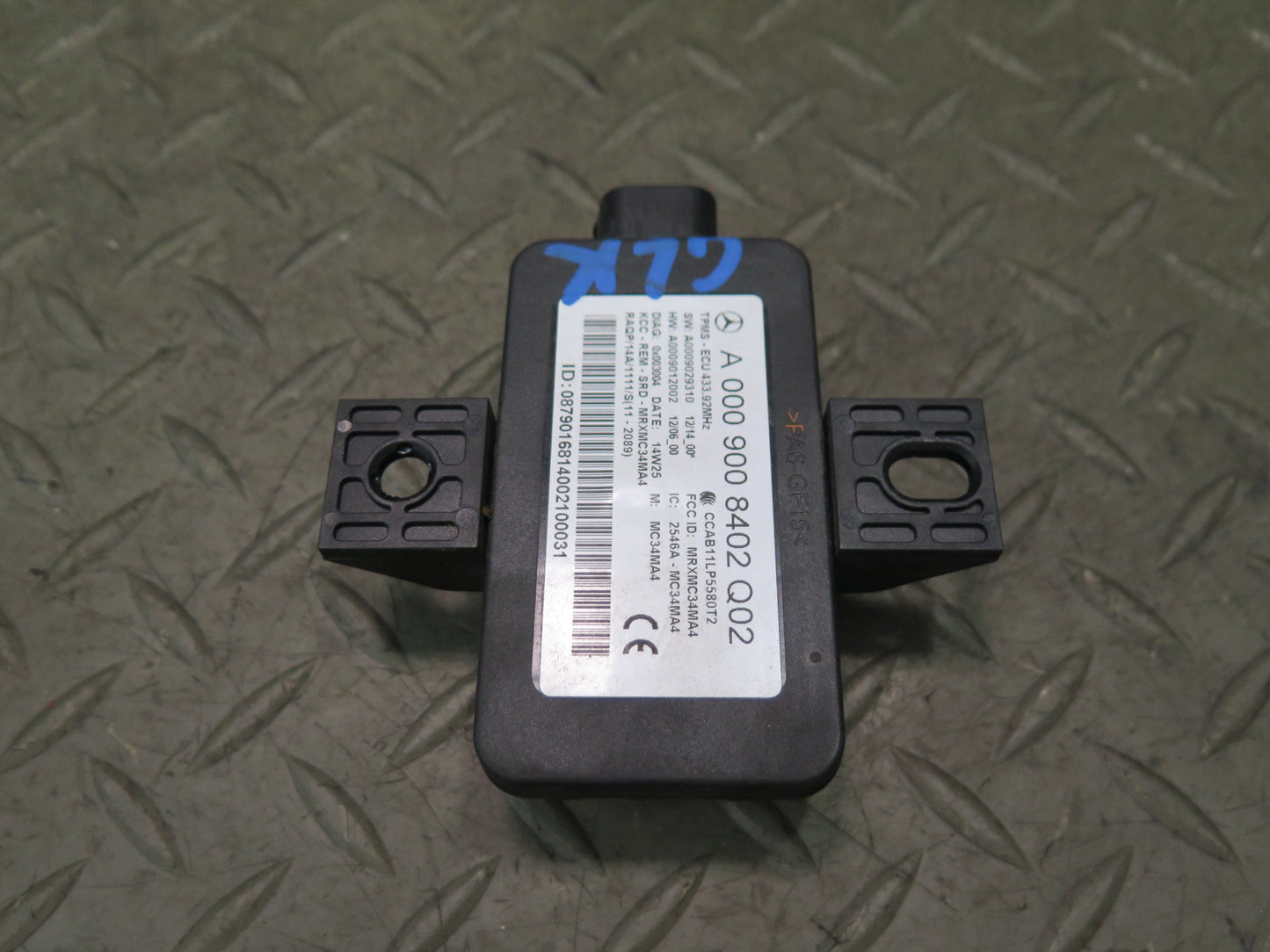 2012-2020 Mercedes R172 SLK SLC TPMS Tire Pressure Monitoring Sensor Module