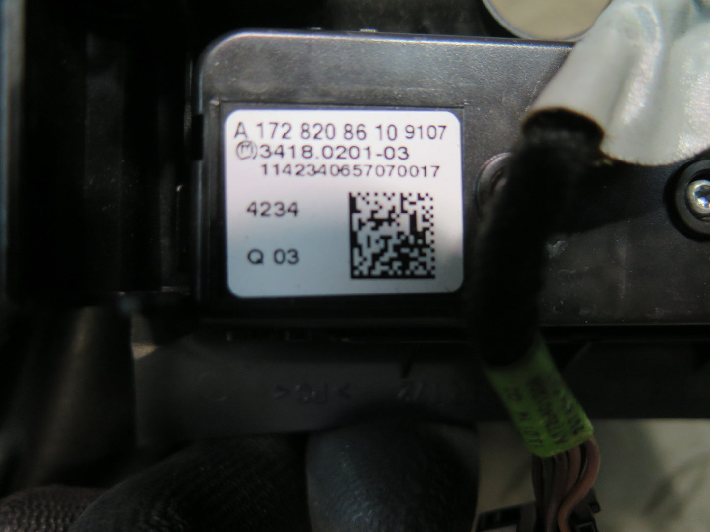 2012-2016 Mercedes R172 SLK Overhead Emergency SOS Control Switch Button