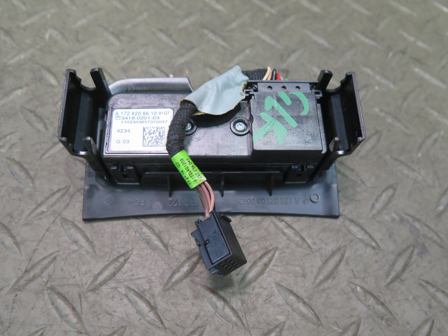 2012-2016 Mercedes R172 SLK Overhead Emergency SOS Control Switch Button