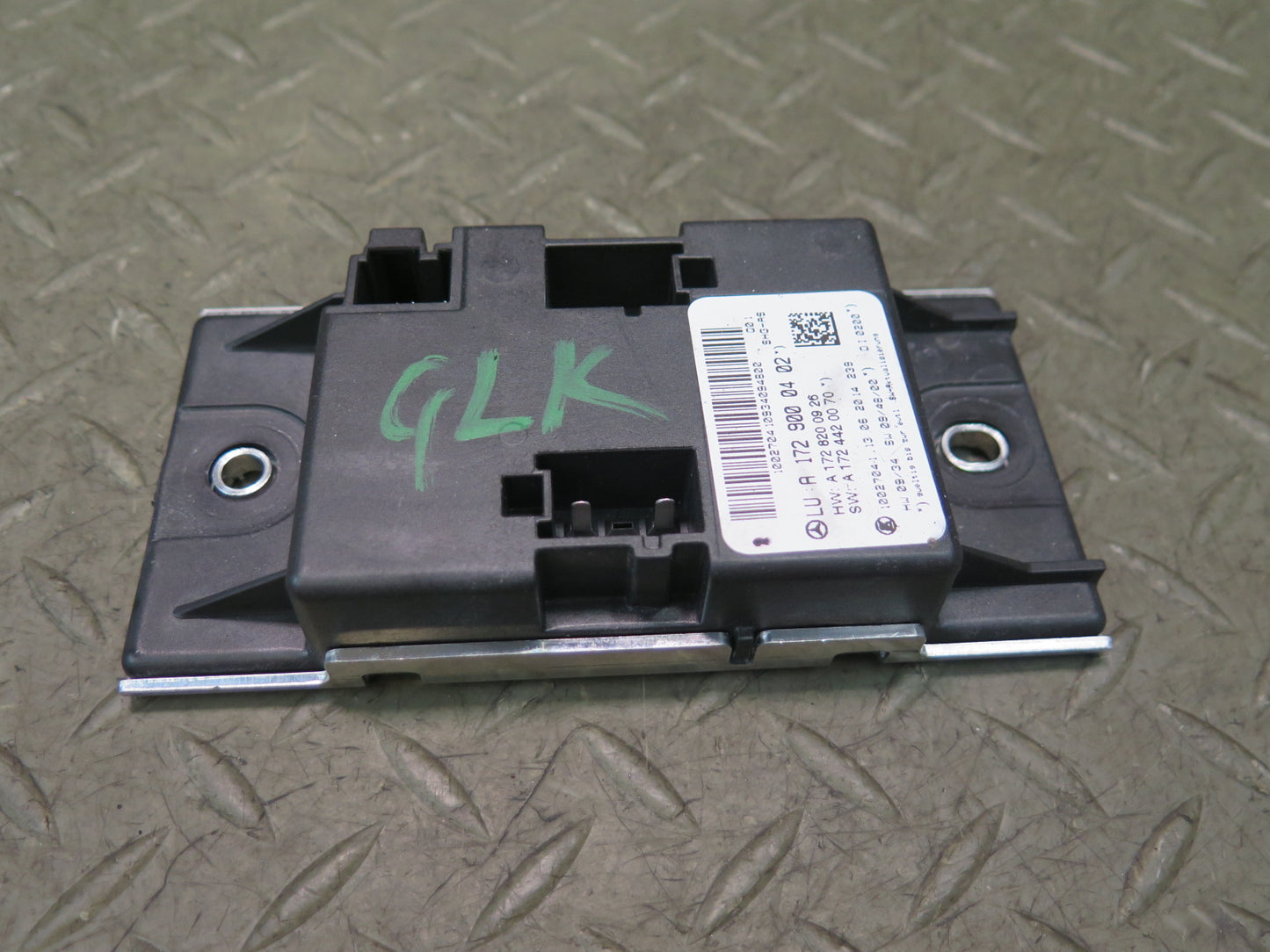 2012-2020 Mercedes R172 SLK SLC Seat Airscarf Control Module A1729000402