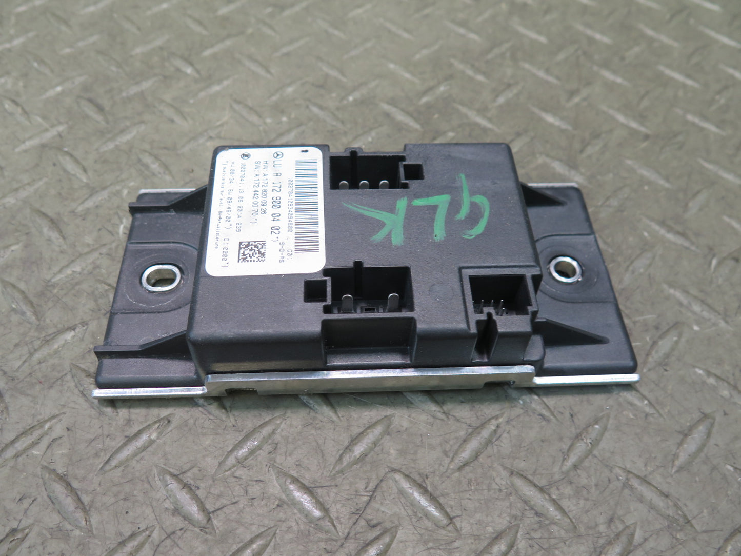 2012-2020 Mercedes R172 SLK SLC Seat Airscarf Control Module A1729000402