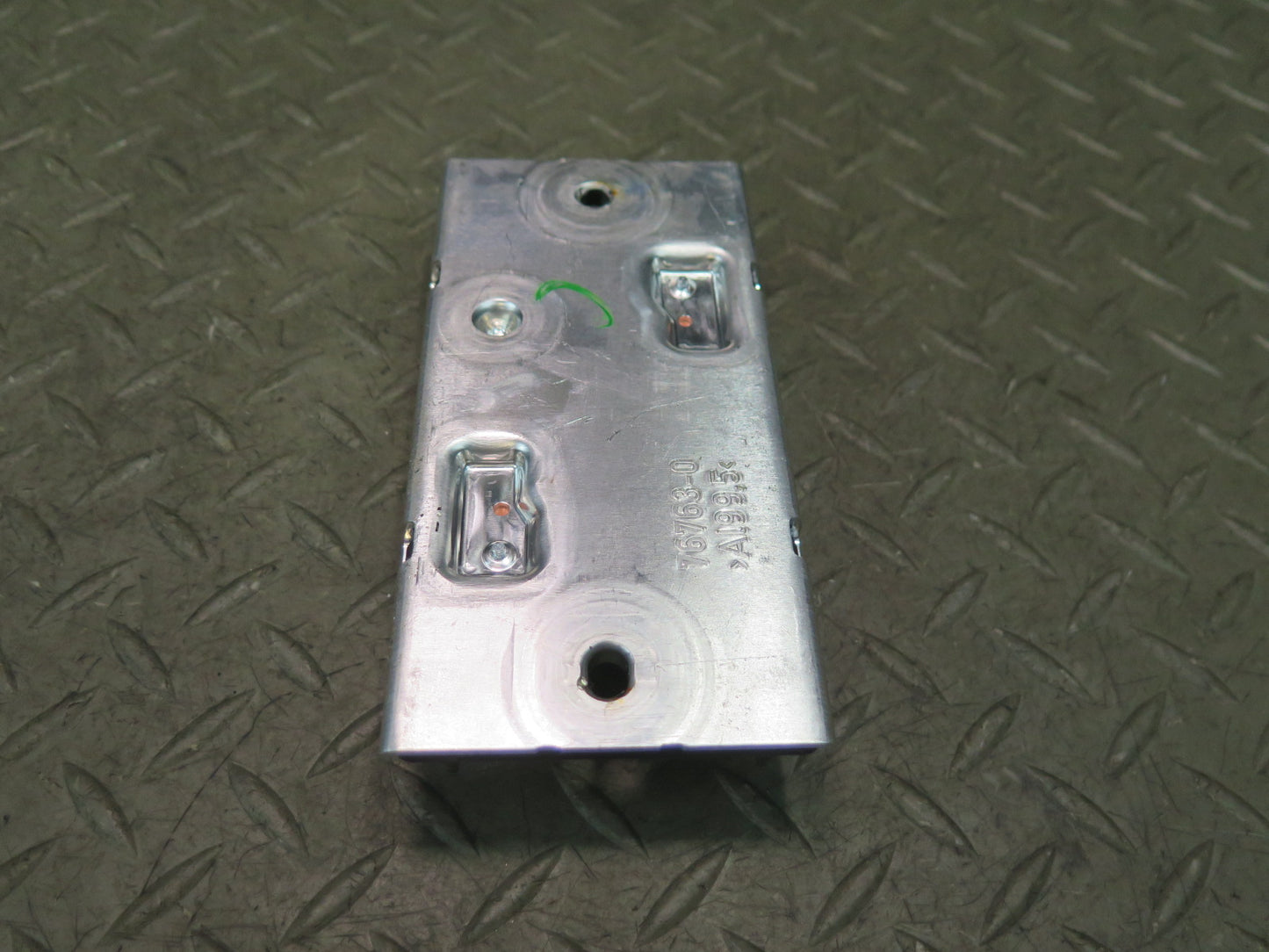 2012-2020 Mercedes R172 SLK SLC Seat Airscarf Control Module A1729000402
