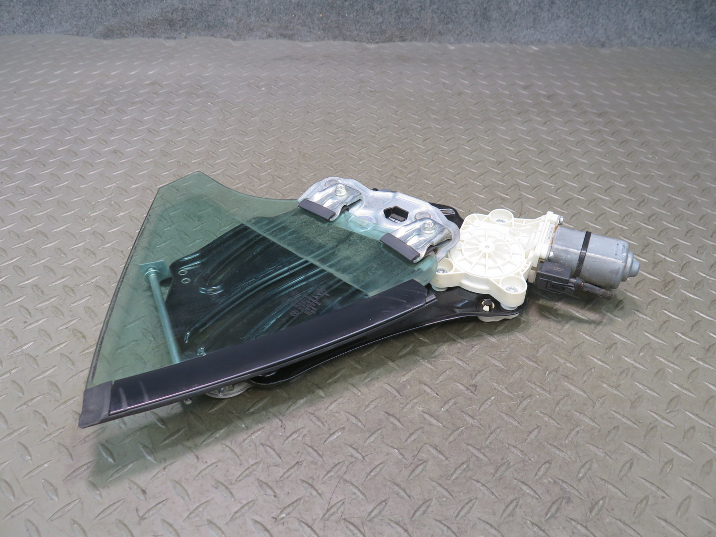 2012-2020 Mercedes R172 SLK SLC Right Pass Side Rear Window Glass W/ Regulator