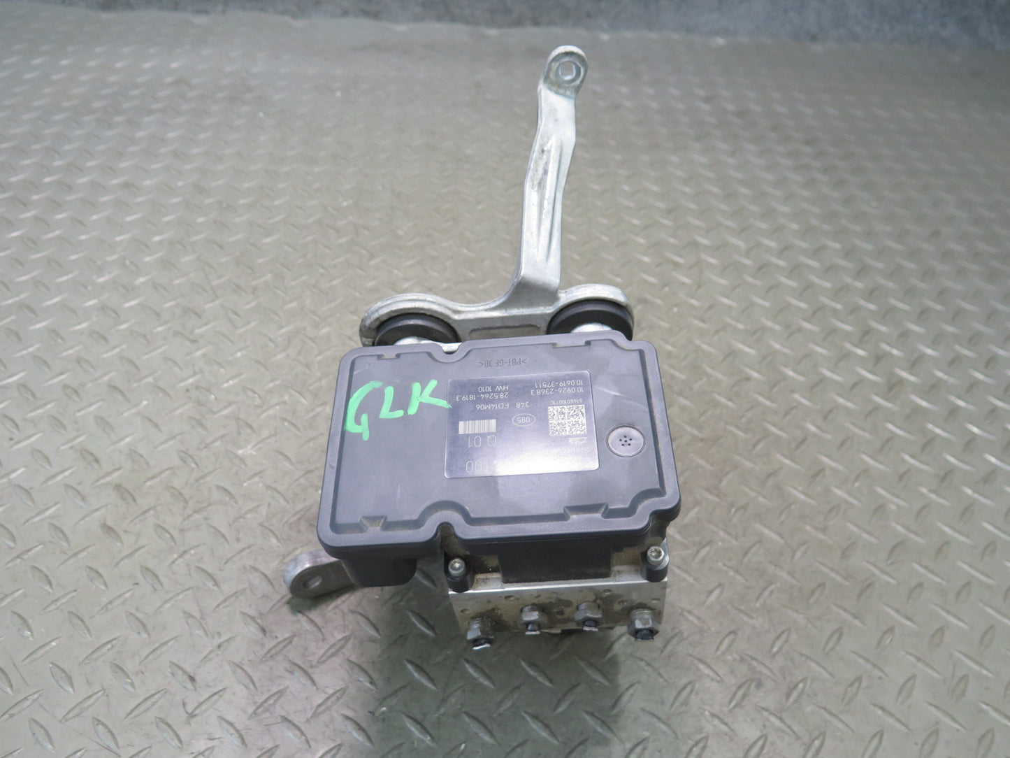 2012-2015 Mercedes R172 SLK250 ABS Anti Lock Brake Pump Module W/ Bracket