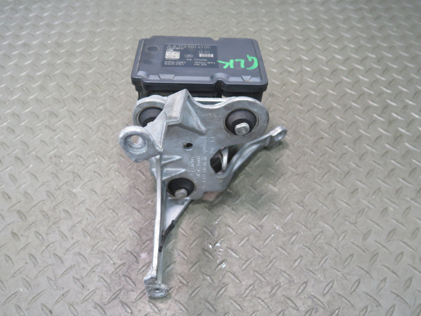2012-2015 Mercedes R172 SLK250 ABS Anti Lock Brake Pump Module W/ Bracket