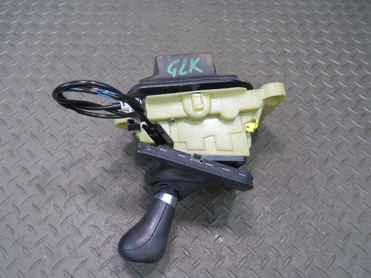 12-16 Mercedes R172 SLK Automatic Transmission Gear Box Shifter Selector W/ Knob