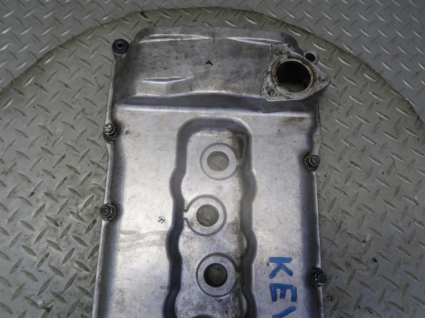 01-03 VW Eurovan T4 2.8L AXK Engine Cylinder Head Valve Cover w Oil Neck OEM