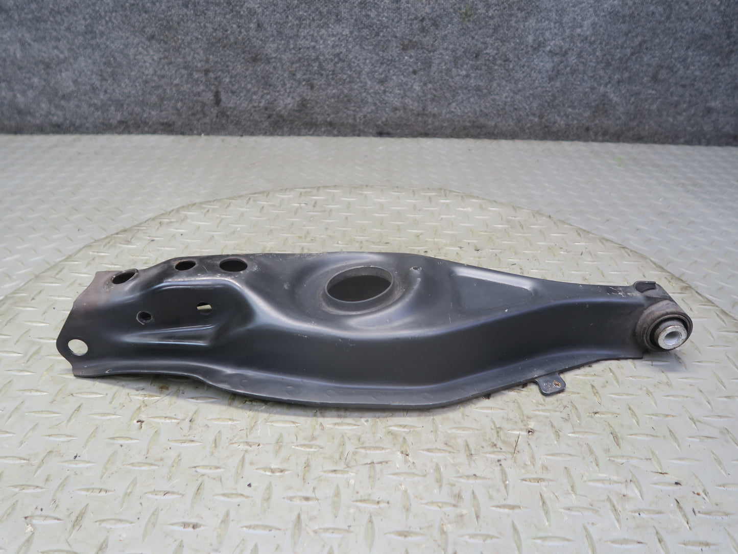 2012-2020 Mercedes R172 SLK SLC RWD Rear Left Side Suspension Control Arm Set