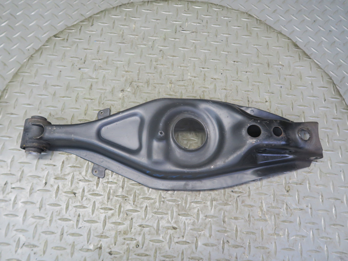 2012-2020 Mercedes R172 SLK SLC RWD Rear Left Side Suspension Control Arm Set