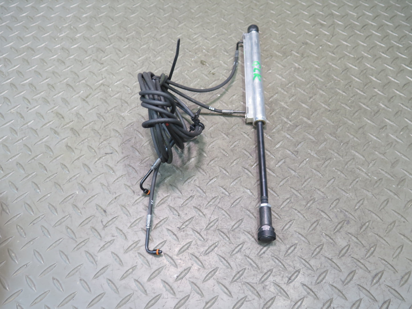 2012-2020 Mercedes R172 SLK SLC Convertible Roof TOP Left Trunk Lid Cylinder