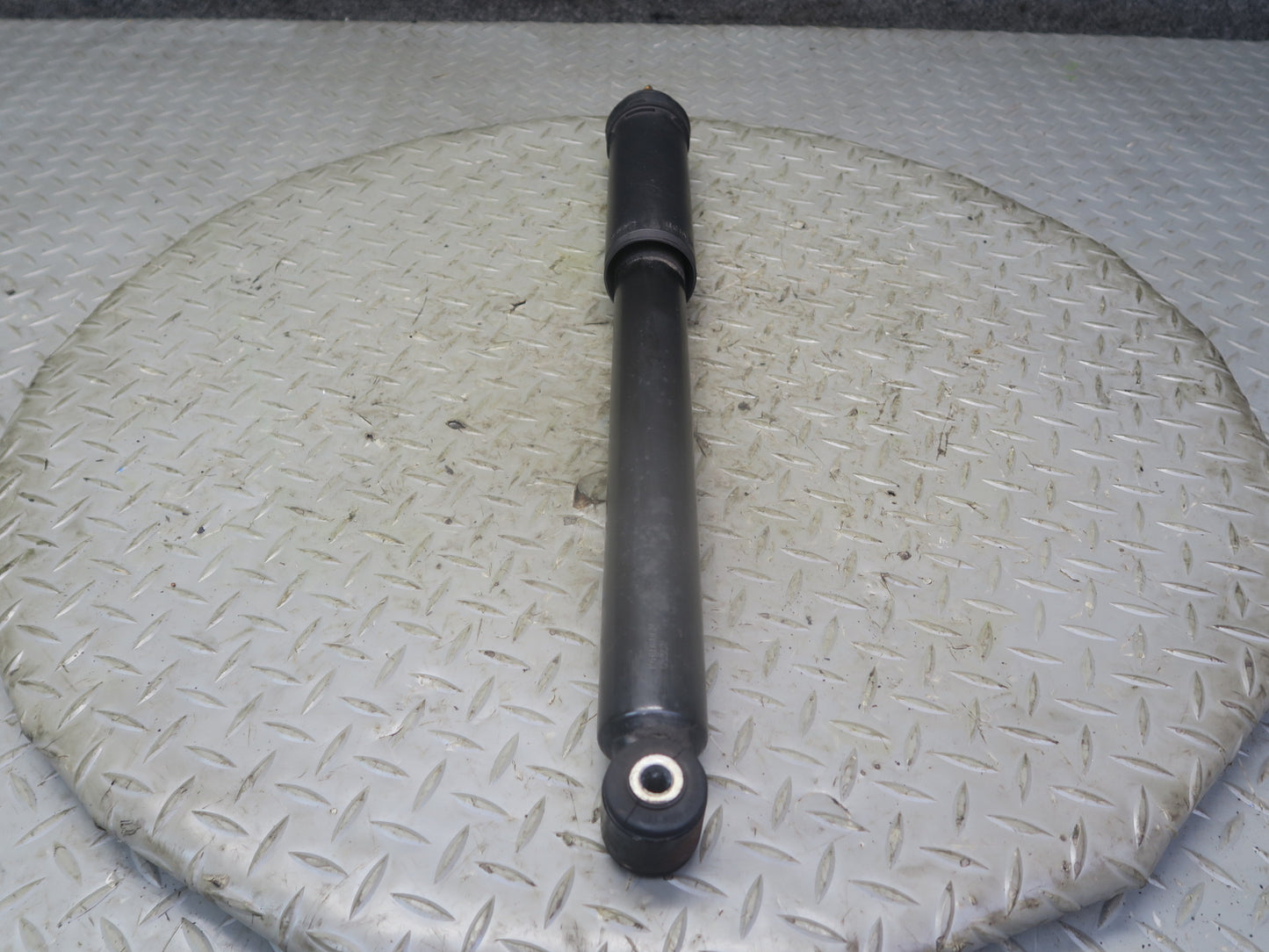 2012-2020 Mercedes R172 SLK SLC Rear Left & Right Side Shock Strut Absorber Set