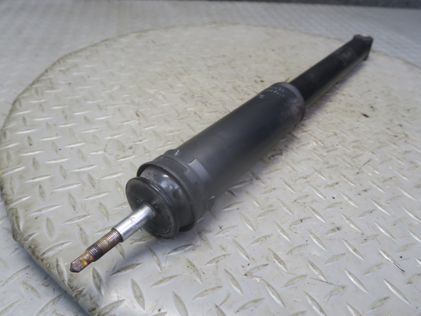 2012-2020 Mercedes R172 SLK SLC Rear Left & Right Side Shock Strut Absorber Set
