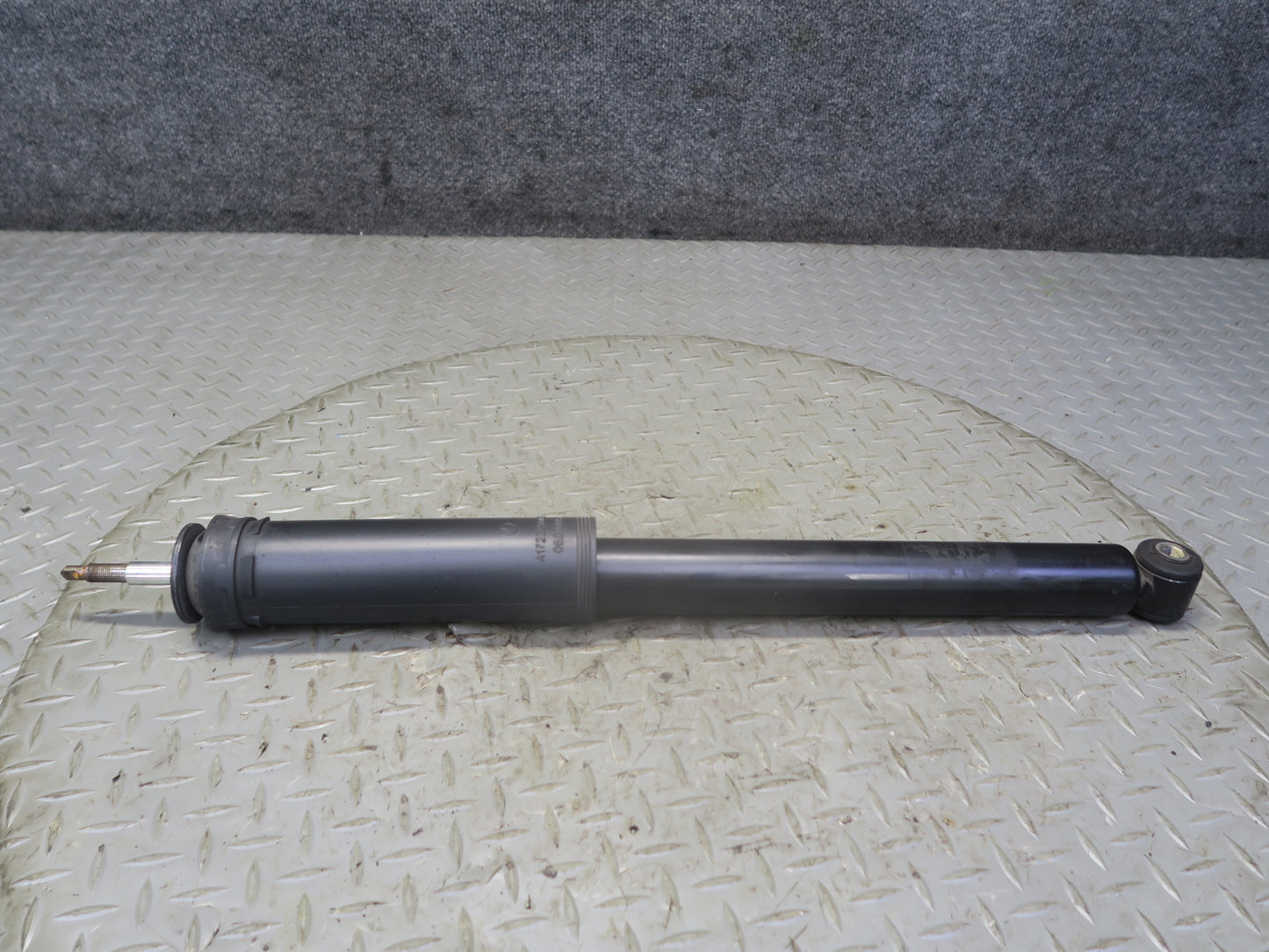 2012-2020 Mercedes R172 SLK SLC Rear Left & Right Side Shock Strut Absorber Set