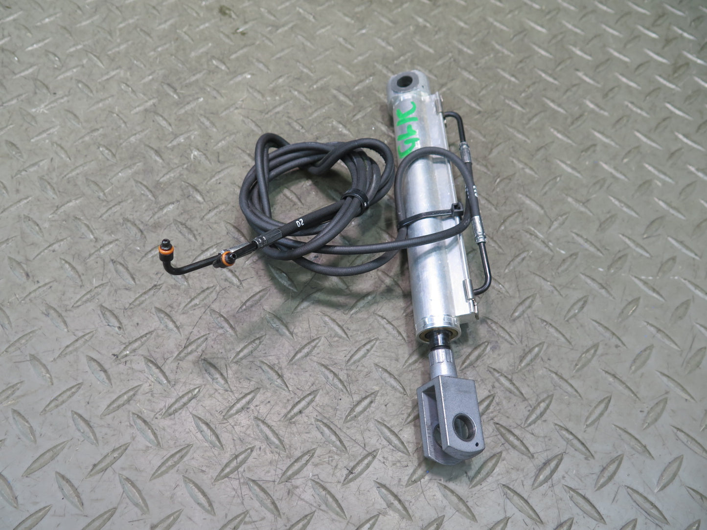 2012-2020 Mercedes R172 SLK SLC Convertible TOP Right Roof Hydraulic Cylinder